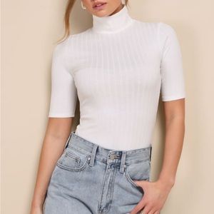 NWT Lulu’s Everyday Brilliance Ivory Ribbed Mock Neck Short Sleeve Top Size L